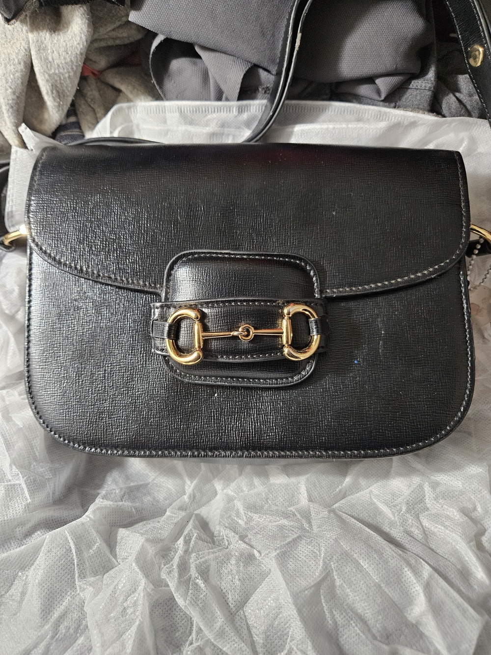 Gucci Black Leather Shoulder Bag with Gold Horsebit